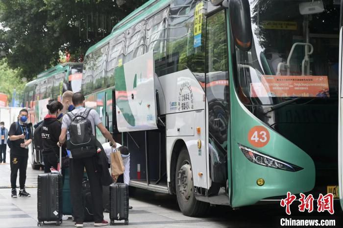 “我可以支持这类事情，尤其是在冬季，并尽可能多地提高人们的意识，因为这是一种日益严重的问题，我们需要尽可能好地解决它。